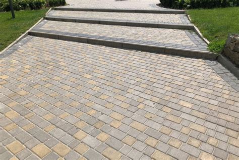 Brick & Concrete Patio Paver Installers in Shalimar, FL.